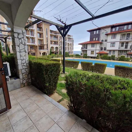 Bademite Apart Complex Sveti Vlas